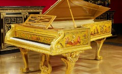 royal-gold